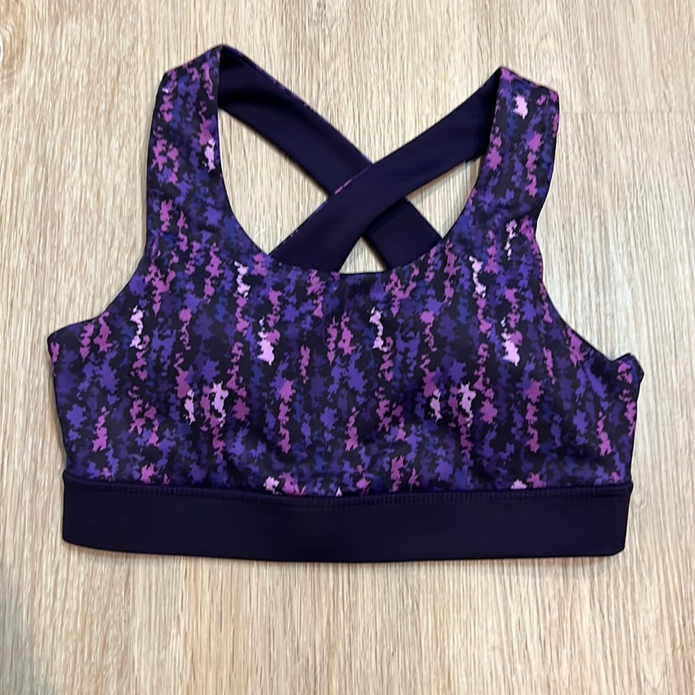 NWT sports bra